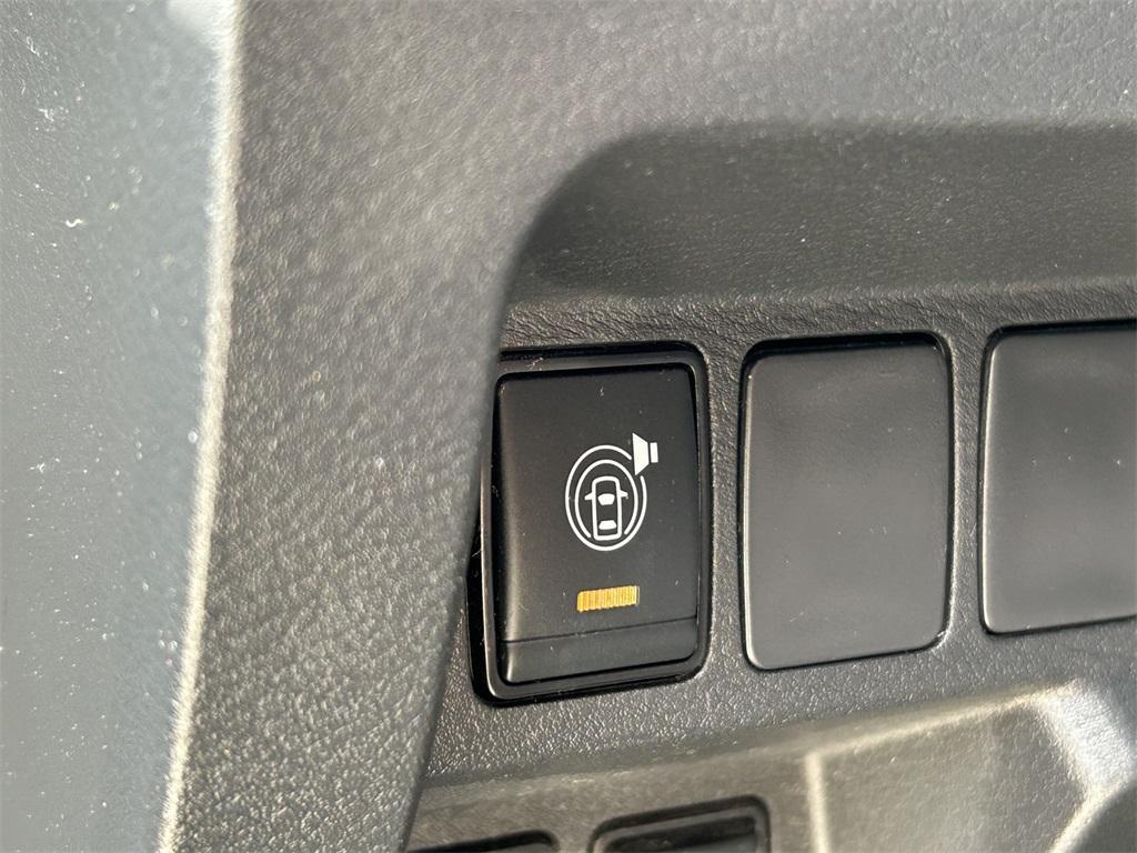 used 2023 Nissan Frontier car, priced at $28,991