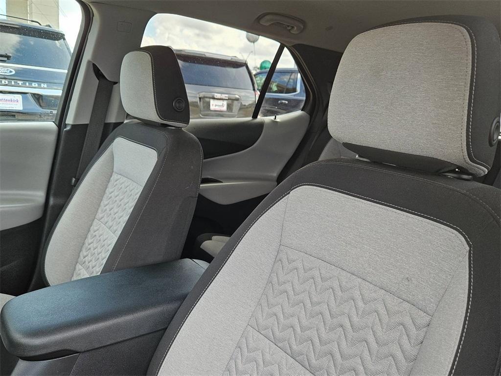 used 2022 Chevrolet Equinox car, priced at $15,991