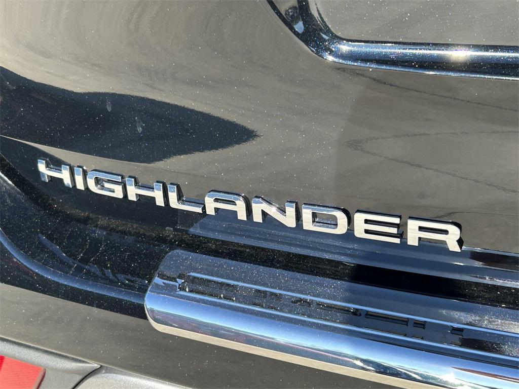 new 2026 Toyota Highlander car, priced at $56,404
