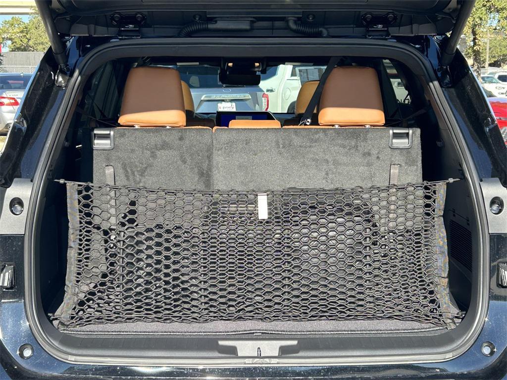 new 2026 Toyota Highlander car, priced at $56,404