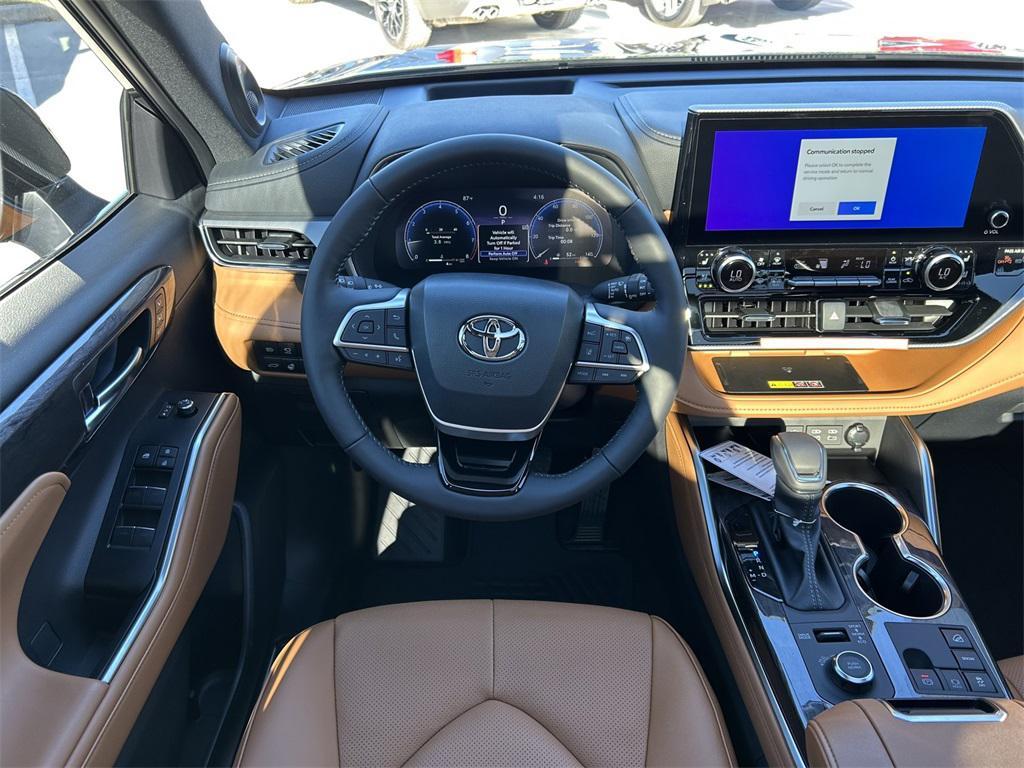 new 2026 Toyota Highlander car, priced at $56,404