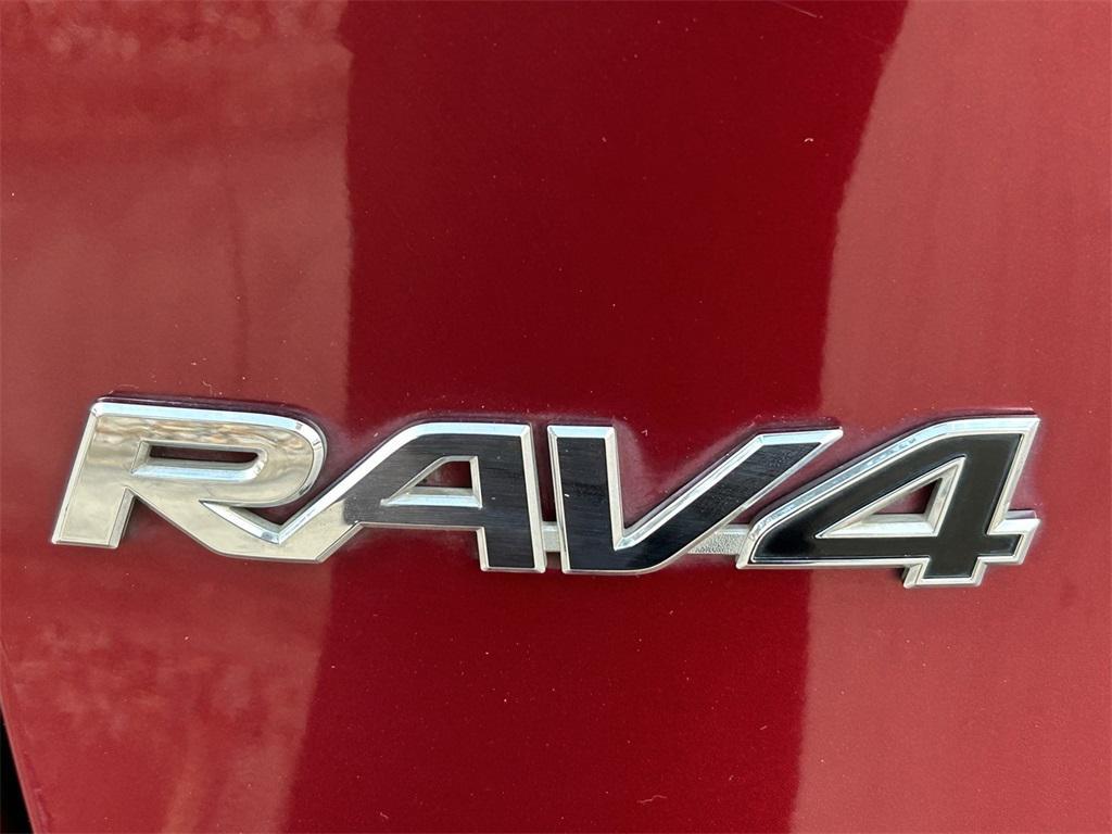used 2020 Toyota RAV4 car, priced at $21,111