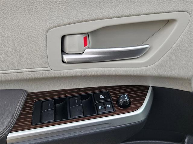 used 2023 Toyota Sienna car, priced at $39,443