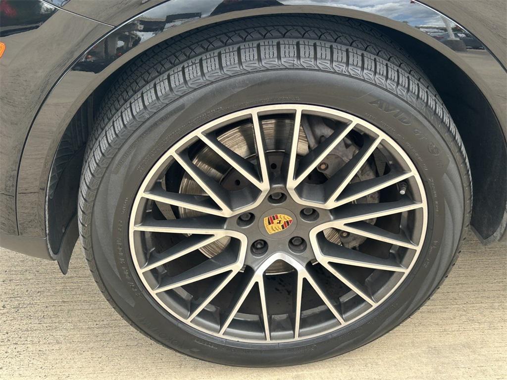 used 2021 Porsche Cayenne car, priced at $49,774