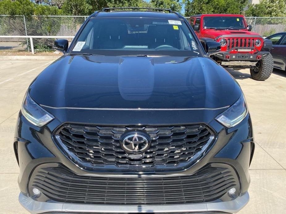 used 2023 Toyota Highlander car, priced at $41,979