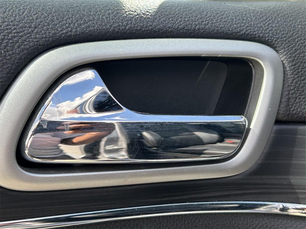 used 2019 Jeep Grand Cherokee car, priced at $19,981