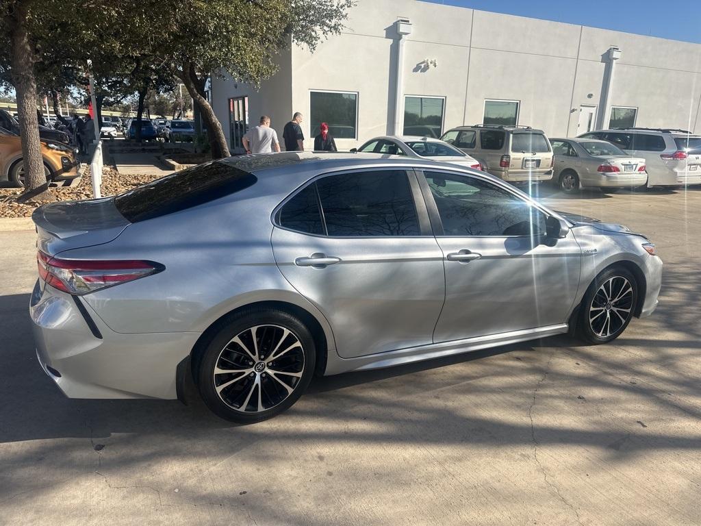 used 2018 Toyota Camry Hybrid car, priced at $18,749