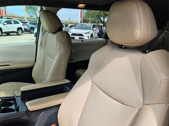 used 2023 Toyota Sienna car, priced at $32,003