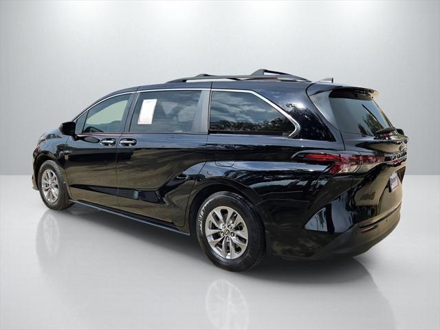 used 2023 Toyota Sienna car, priced at $32,003