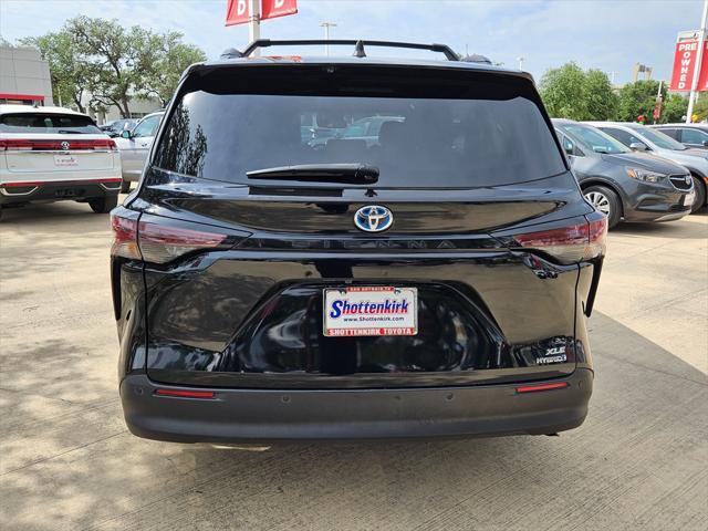 used 2023 Toyota Sienna car, priced at $35,011