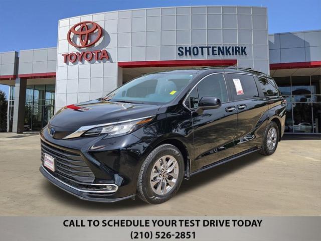 used 2023 Toyota Sienna car, priced at $35,555