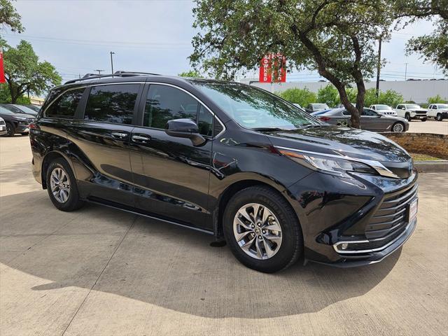 used 2023 Toyota Sienna car, priced at $35,011
