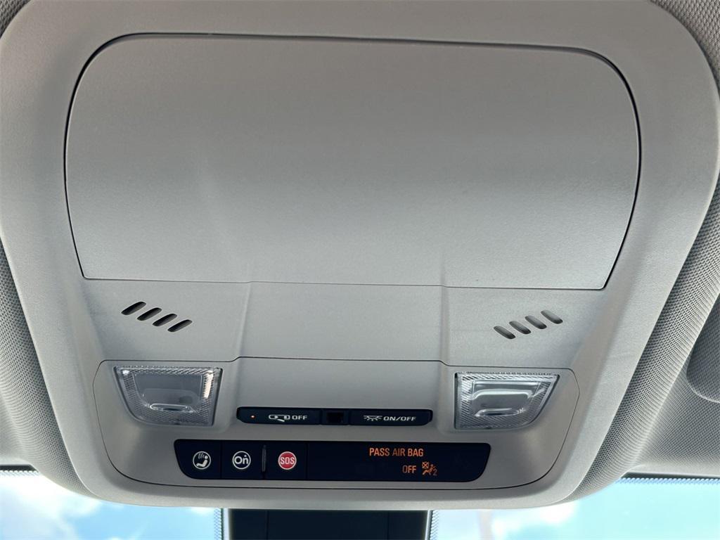 used 2022 Chevrolet Equinox car, priced at $20,744