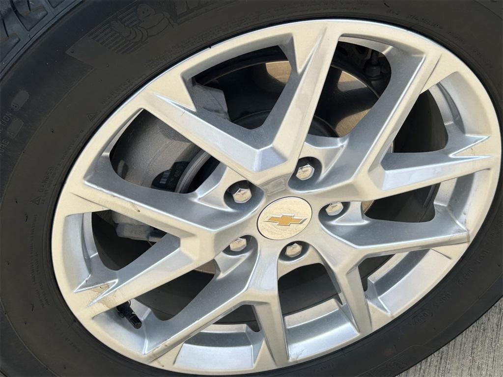 used 2022 Chevrolet Equinox car, priced at $20,744