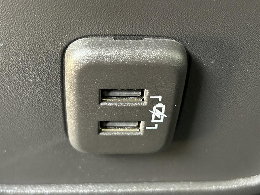 used 2022 Chevrolet Equinox car, priced at $20,744