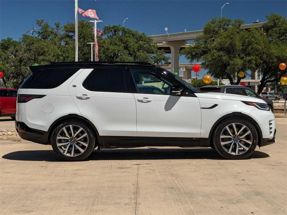 used 2022 Land Rover Discovery car, priced at $49,997