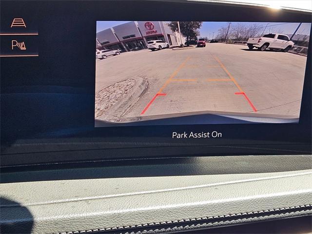 used 2024 Cadillac XT4 car, priced at $38,644