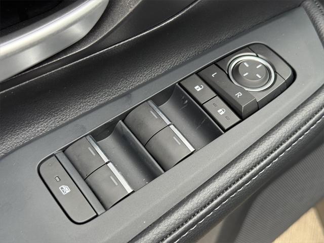 used 2025 Toyota Highlander car, priced at $45,981