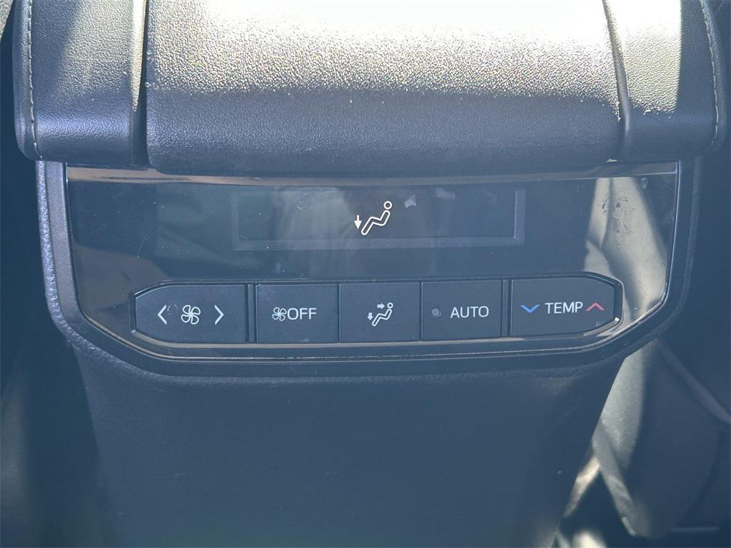 used 2023 Toyota Highlander car, priced at $35,991