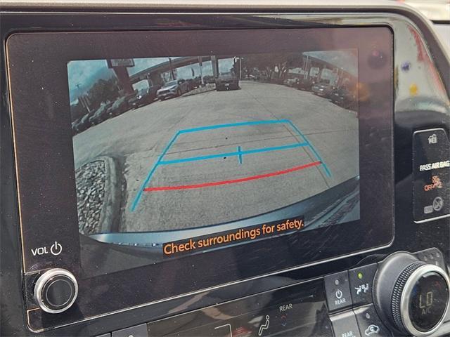 used 2023 Toyota Highlander car, priced at $35,724
