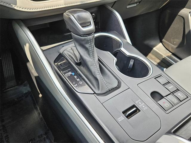 used 2023 Toyota Highlander car, priced at $35,724