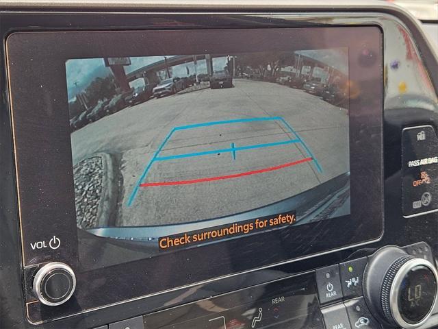 used 2023 Toyota Highlander car, priced at $35,861
