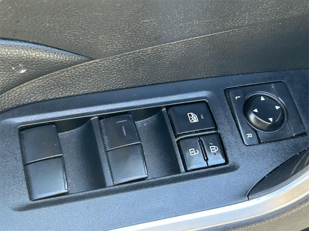 used 2020 Toyota RAV4 car, priced at $24,221