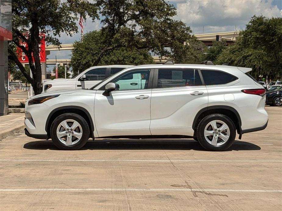 used 2023 Toyota Highlander car, priced at $34,980