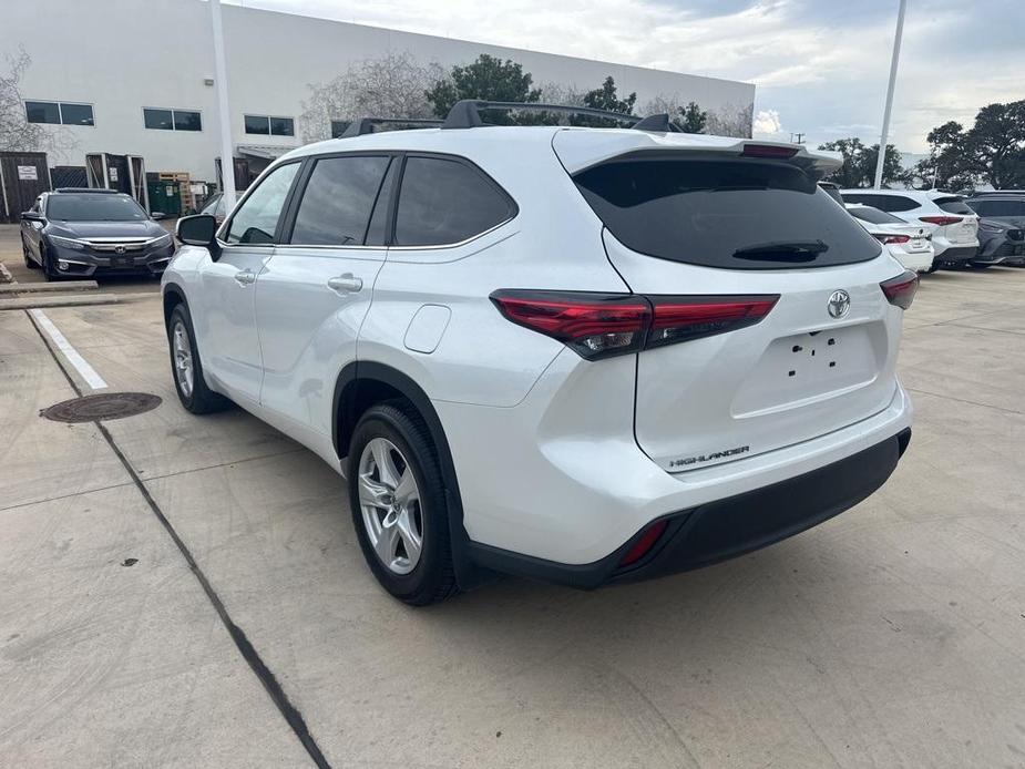 used 2023 Toyota Highlander car, priced at $36,997