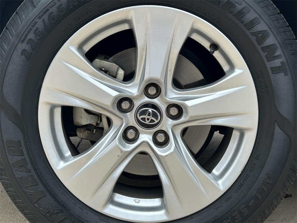 used 2020 Toyota RAV4 Hybrid car, priced at $25,001