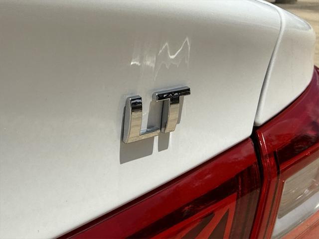 used 2024 Chevrolet Malibu car, priced at $22,999