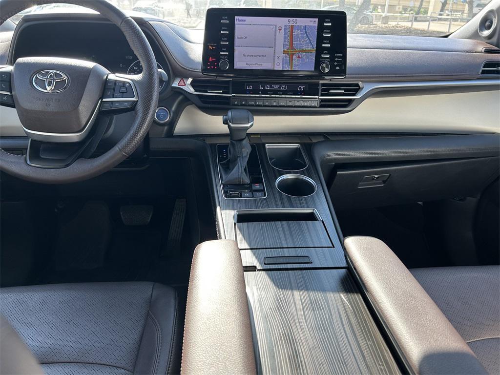 used 2023 Toyota Sienna car, priced at $52,991