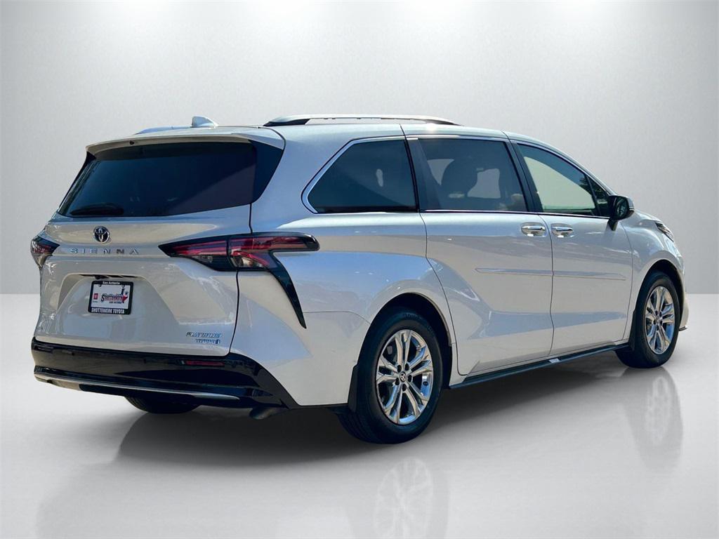 used 2023 Toyota Sienna car, priced at $52,991