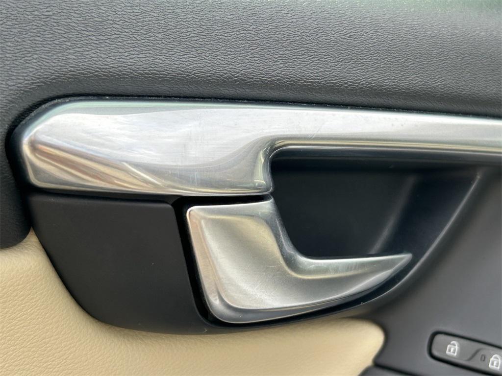 used 2018 Volvo S60 Inscription car, priced at $16,991