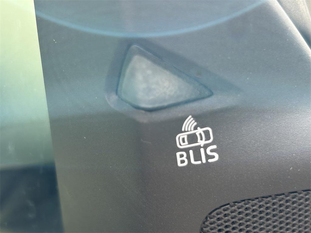 used 2018 Volvo S60 Inscription car, priced at $16,991