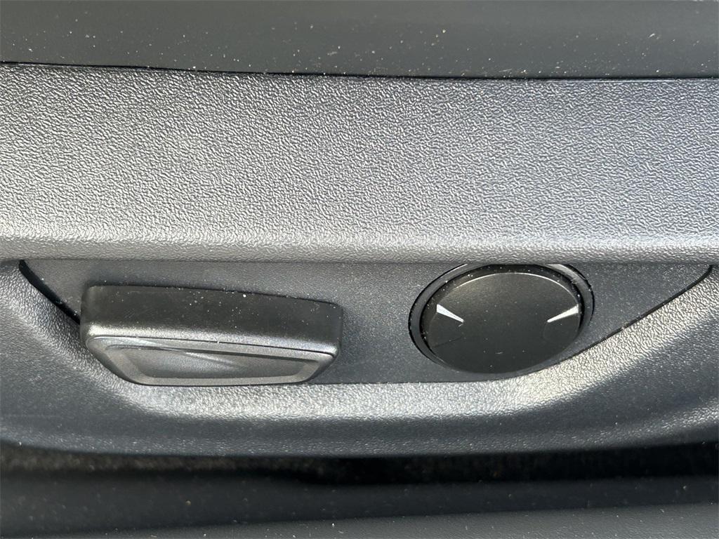 used 2025 Ford Mustang car, priced at $31,992