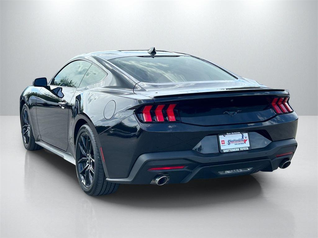 used 2025 Ford Mustang car, priced at $31,992