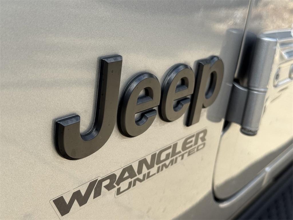 used 2021 Jeep Wrangler Unlimited car, priced at $28,442