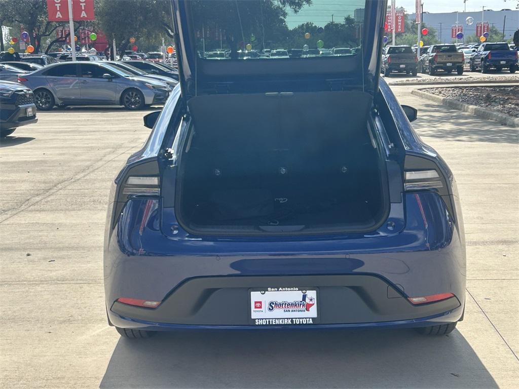 new 2026 Toyota Prius Plug-In Hybrid car, priced at $36,368