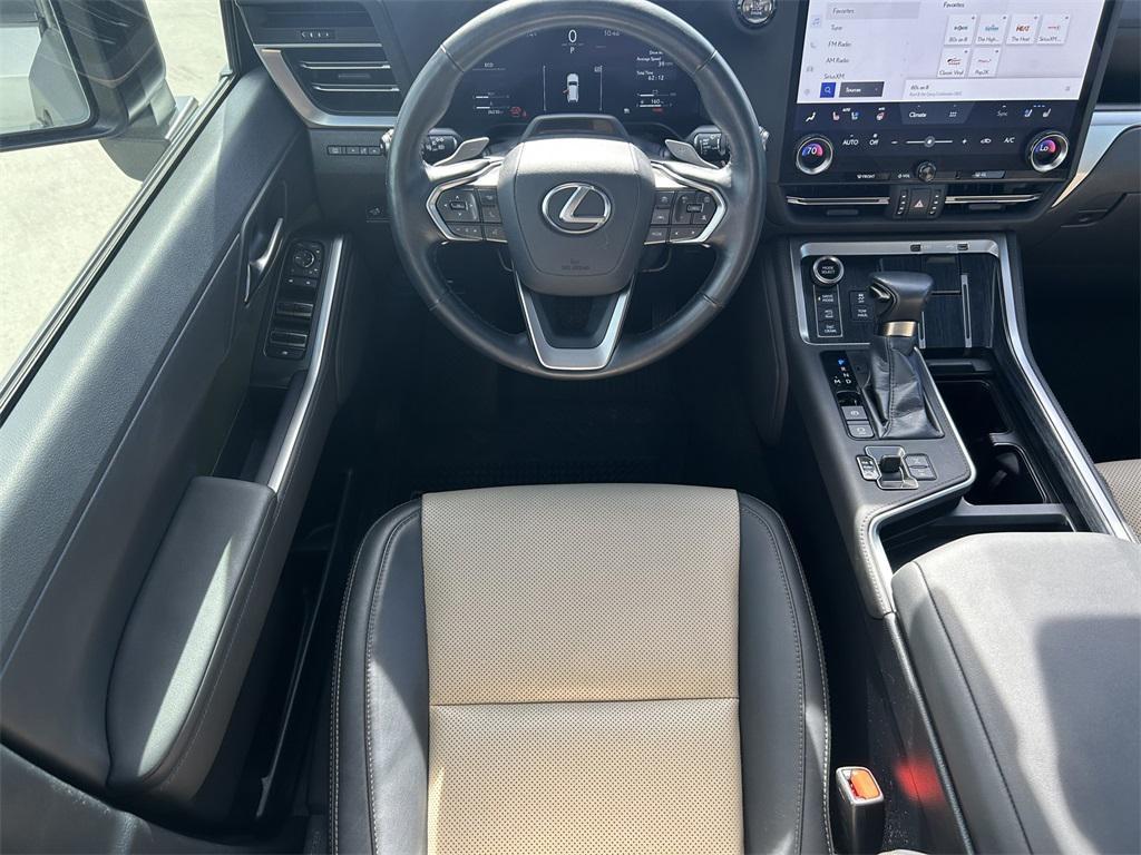 used 2024 Lexus GX 550 car, priced at $83,891