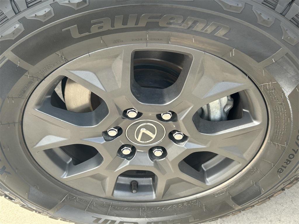 used 2024 Lexus GX 550 car, priced at $83,891