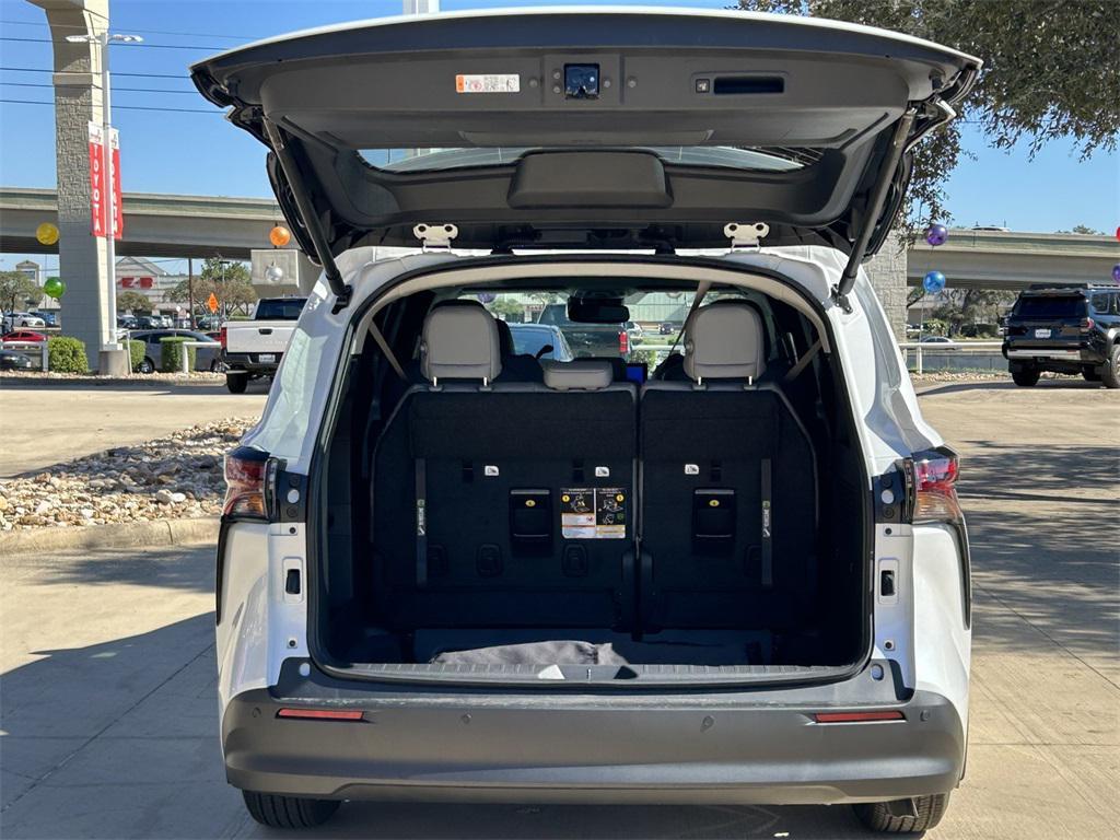 new 2025 Toyota Sienna car, priced at $50,078