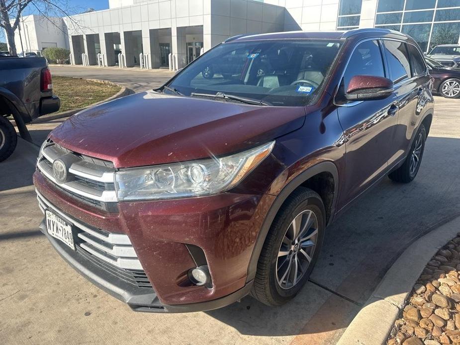 used 2018 Toyota Highlander car, priced at $19,887