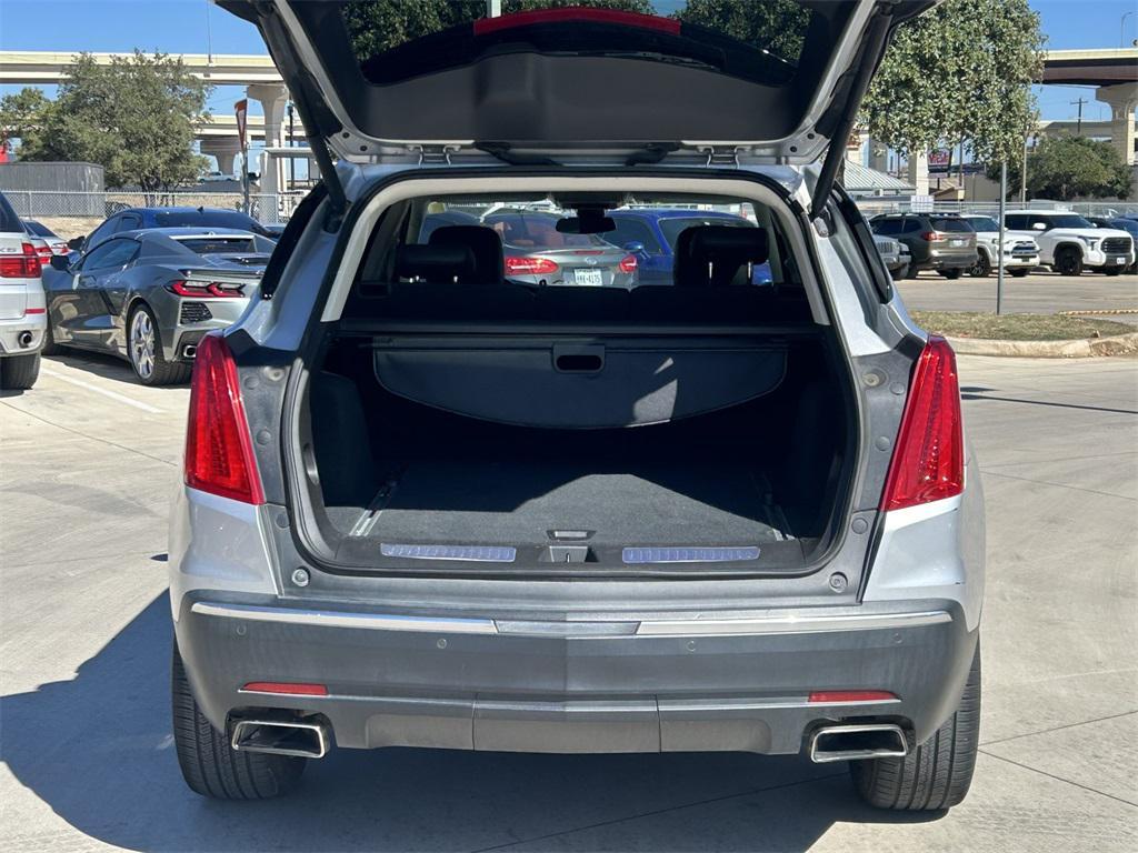 used 2019 Cadillac XT5 car, priced at $17,991