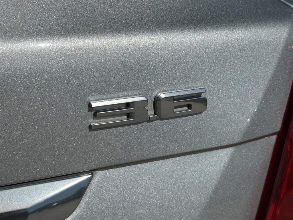 used 2019 Cadillac XT5 car, priced at $17,991