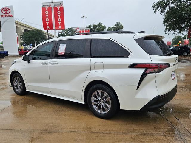 used 2021 Toyota Sienna car, priced at $32,991