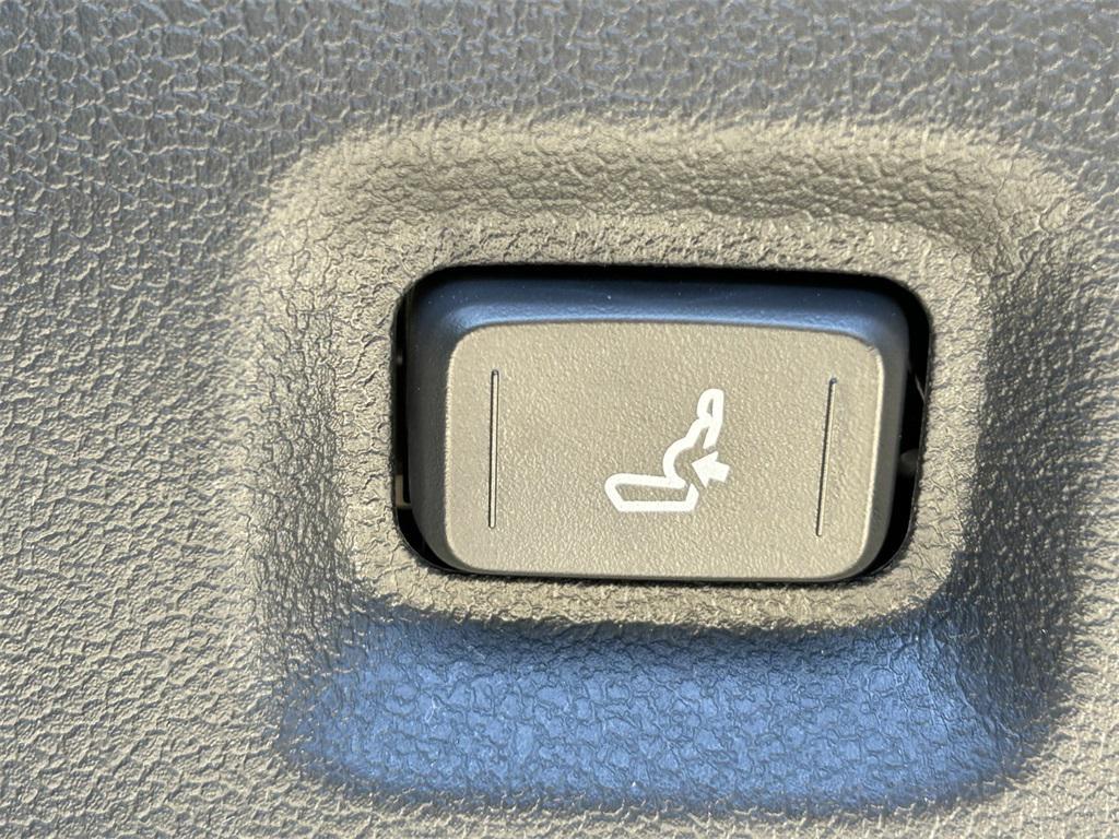 new 2025 Toyota Tacoma car, priced at $36,283