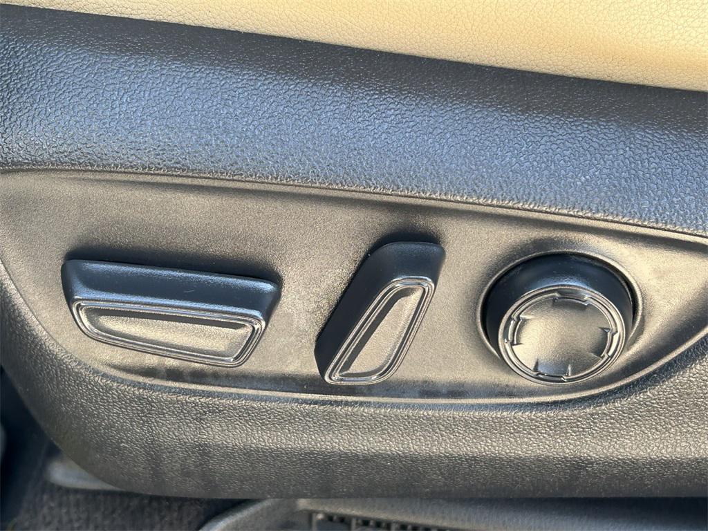 used 2021 Toyota Sienna car, priced at $36,781