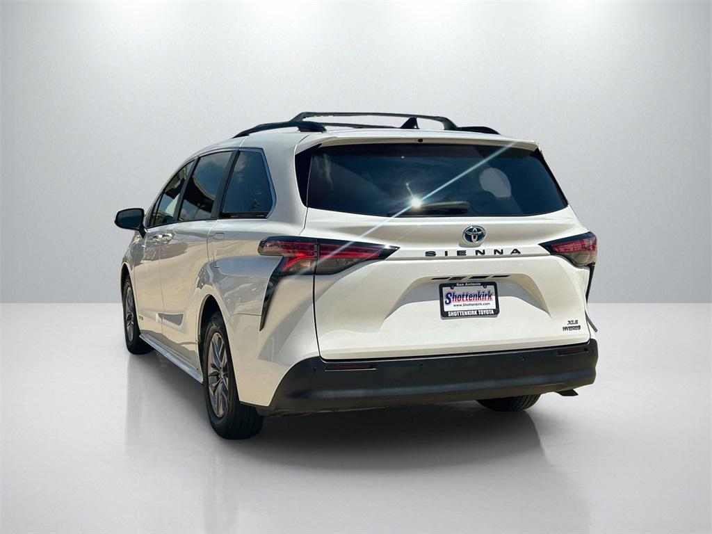 used 2021 Toyota Sienna car, priced at $36,781