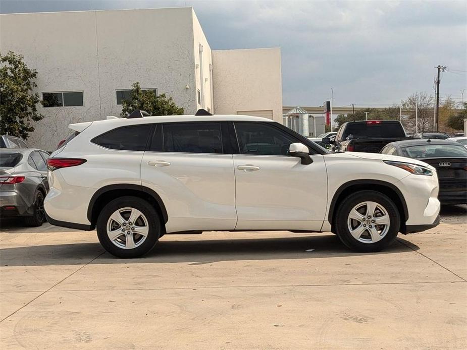 used 2020 Toyota Highlander car, priced at $23,494